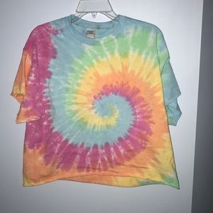 Cropped tie dye shirt